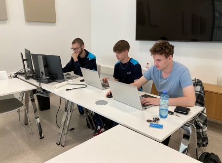 Zweites Team von Greiner beim Lehrlingshackathon OÖ 2023.