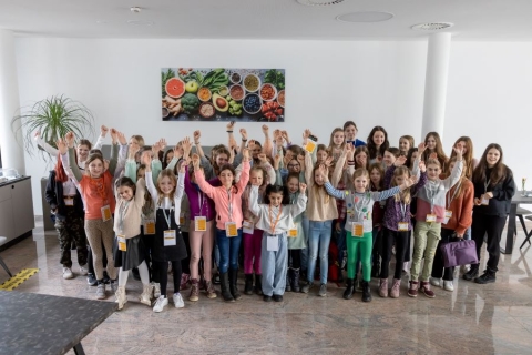 47 Mädchen waren beim CoderDojo Steyr Girls Special bei BMD am 4. März 2023.